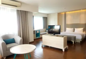 Gallery Proyel Hotel Santika Suite Room Bogor 9 aa9f12cf_7e63_4ea6_b3df_095c4a2ec68a